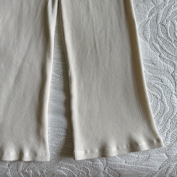 The Good Alma - Clary Sage Organic Cotton Lounge Waffle Pants - Cream - Picture 4 of 13